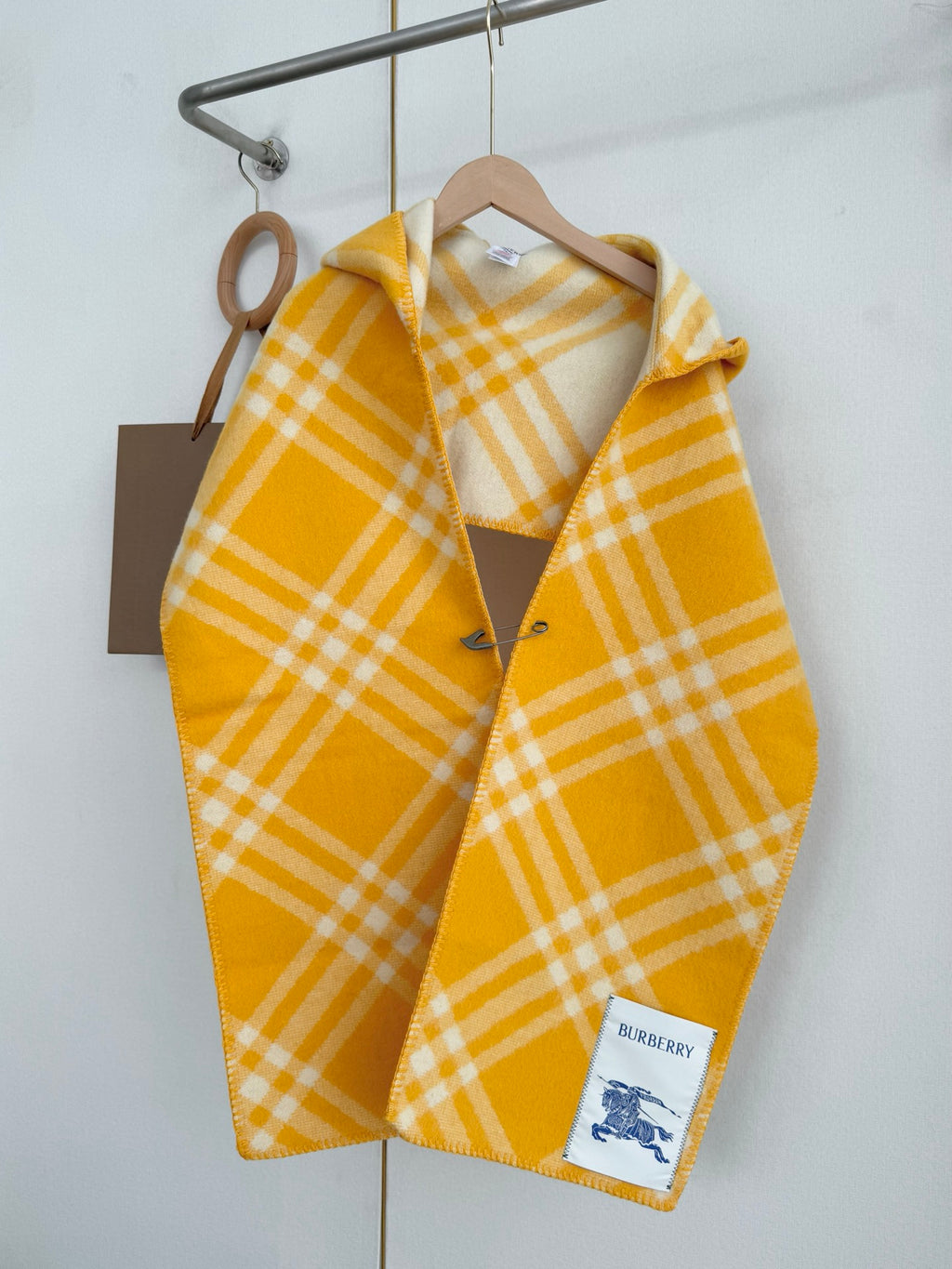 ✨ In Stock | 2025 New Year Hooded Checkered Wool Shawl – Elegant Blanket-Style Wrap