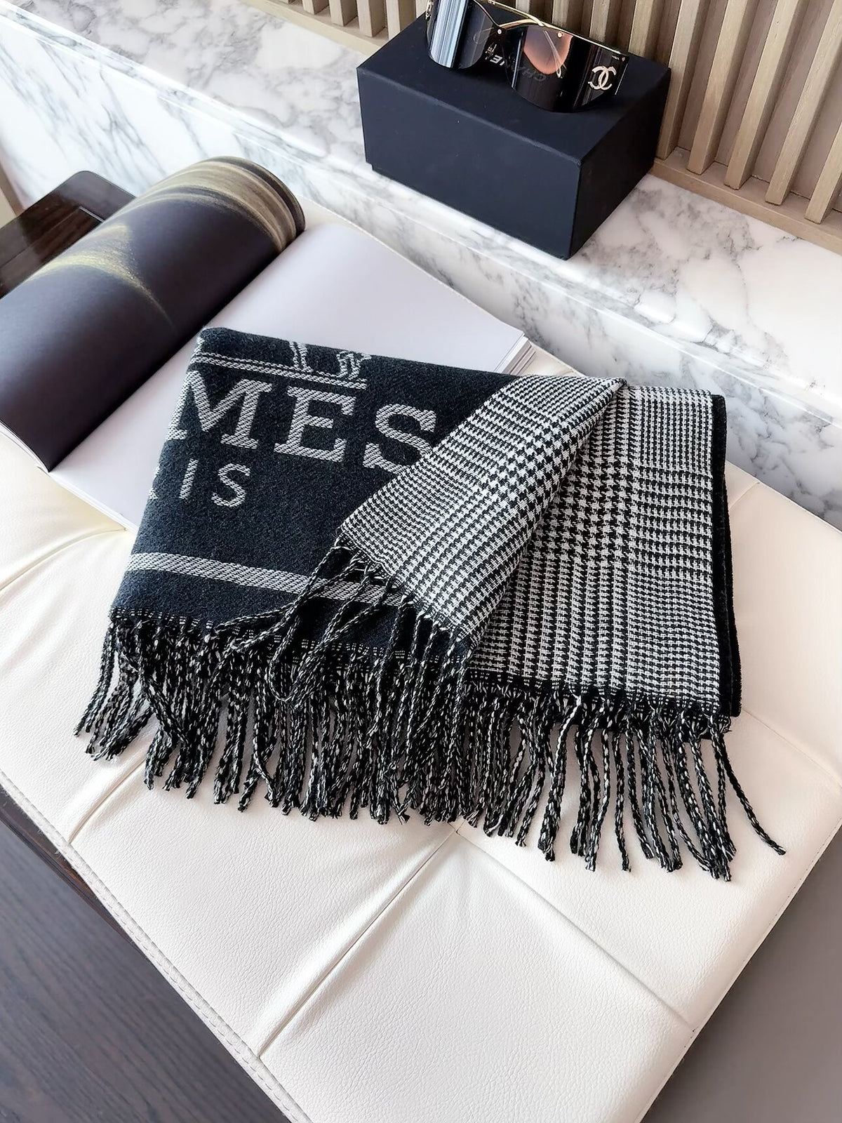2026 New Double-Sided Carriage Cashmere Scarf Elegant Heritage Style