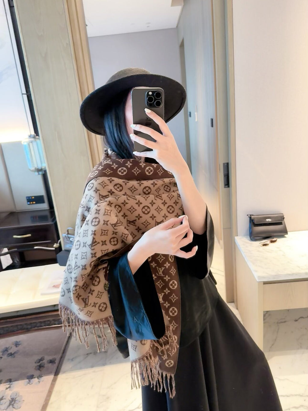 ✨ 2026 New Classic Heritage Jacquard Cashmere Scarf – Timeless Quiet Luxury