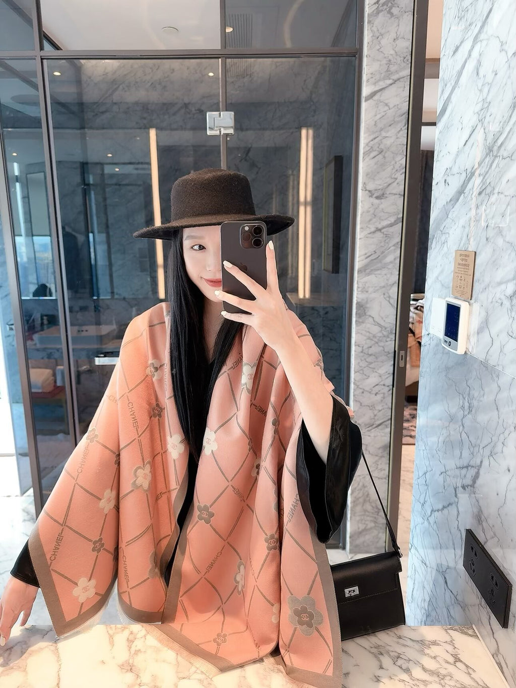 2026 New Diamond Camellia Cashmere Scarf – Elegant Floral Jacquard, Soft French-Inspired Style