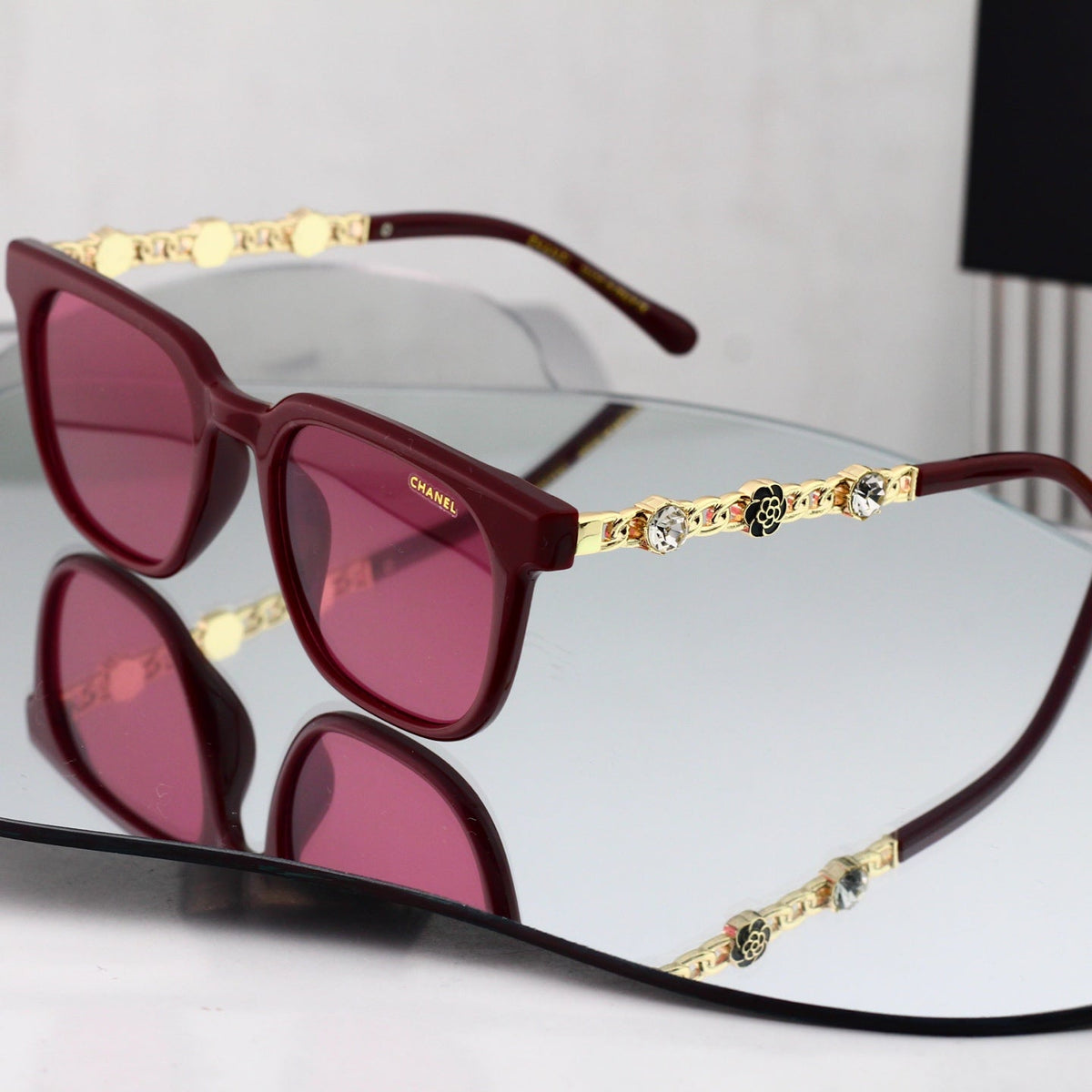 Diamond-encrusted high-end fashion sunglasses 0752