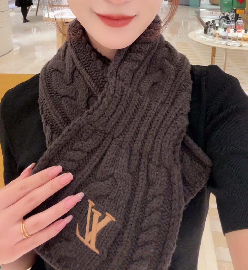 Never Freeze Wool Scarf – 100% Wool Warm Neck Wrap, 135 × 20 cm