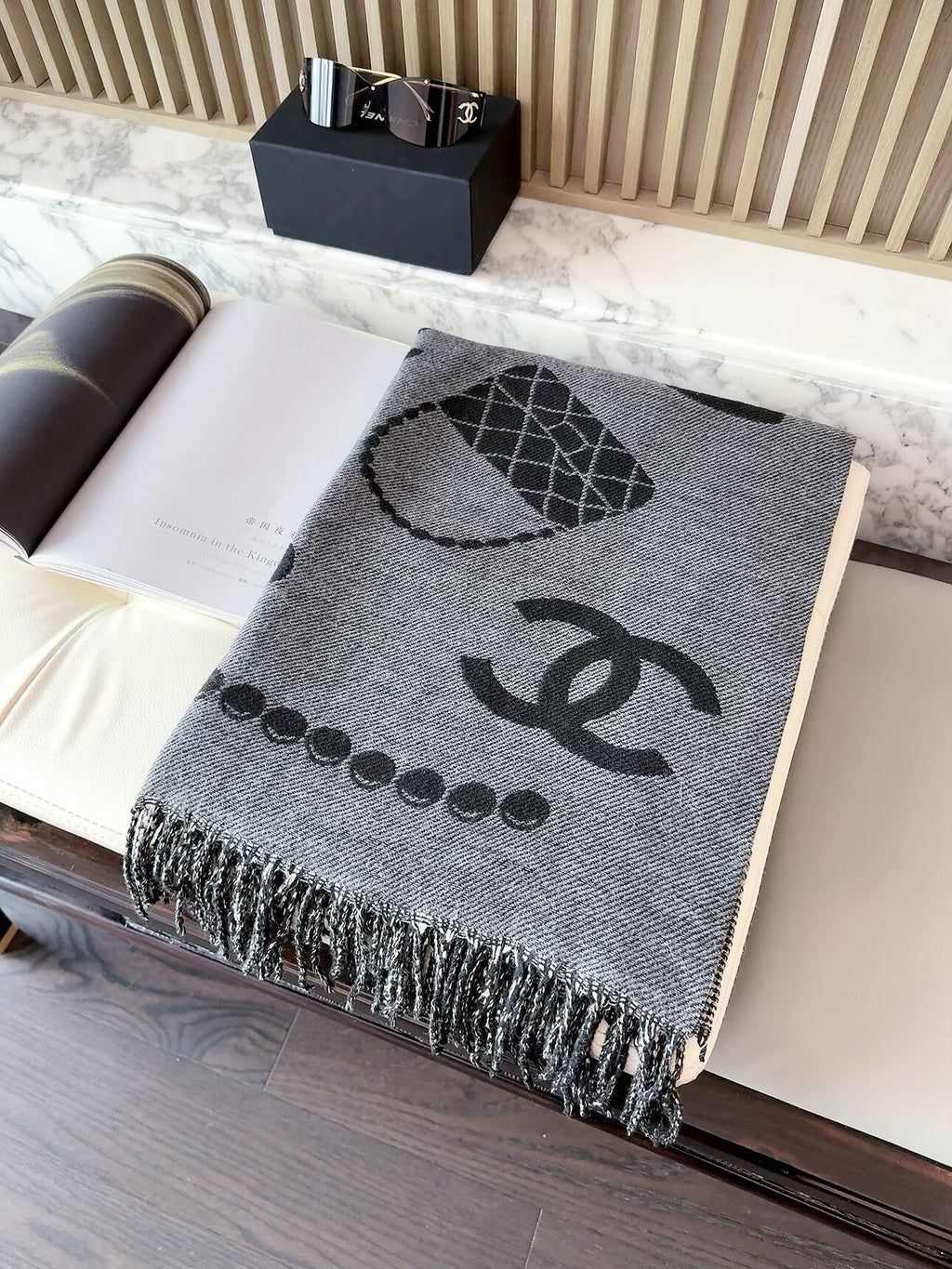 2026 New Double-Sided Cashmere Scarf – Playful Vintage Feminine Style