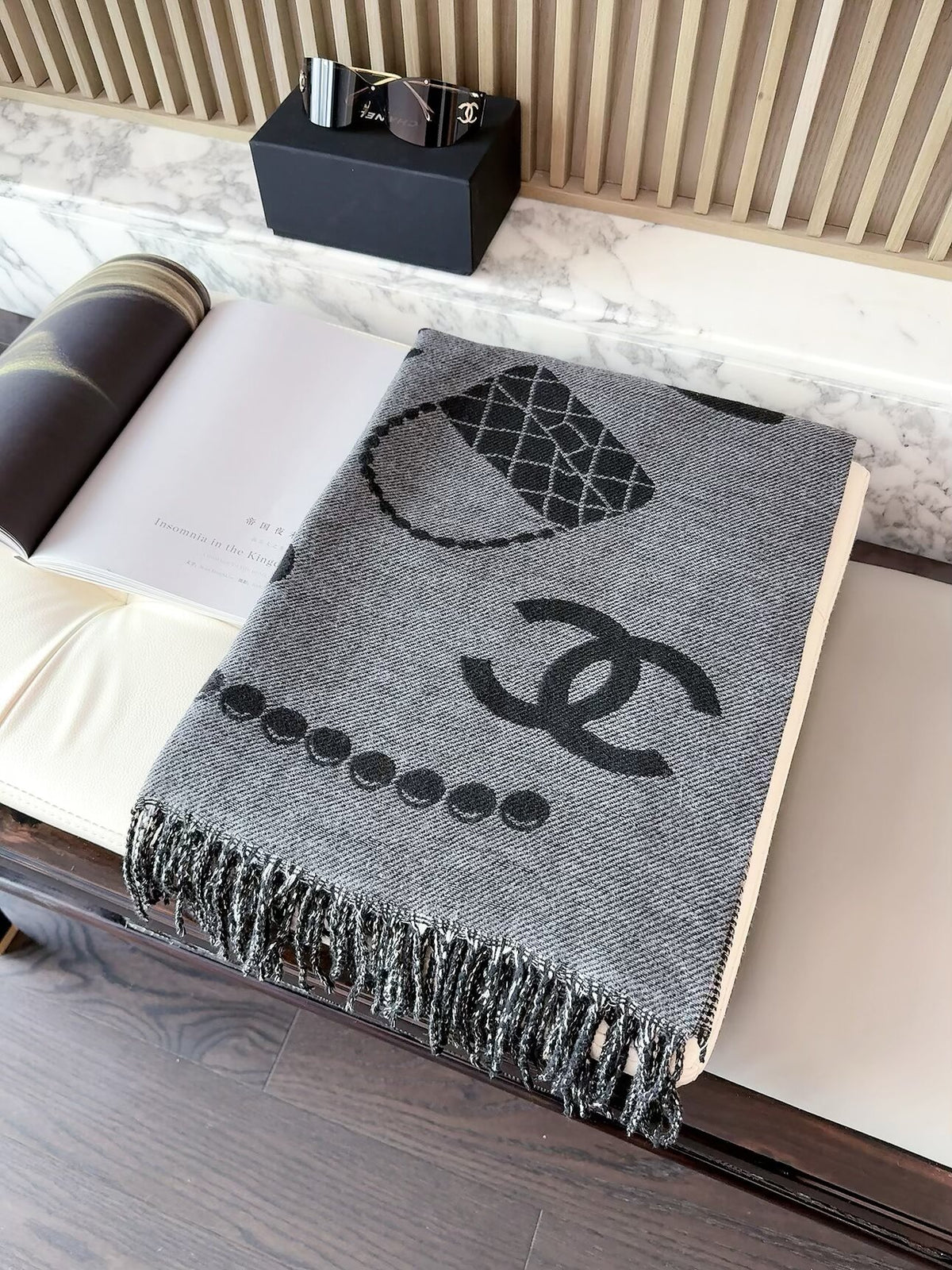 2026 New Double-Sided Cashmere Scarf – Playful Vintage Feminine Style