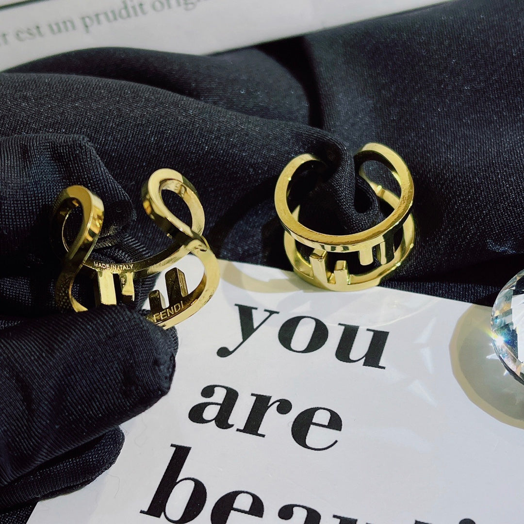 Double F Letter Ring