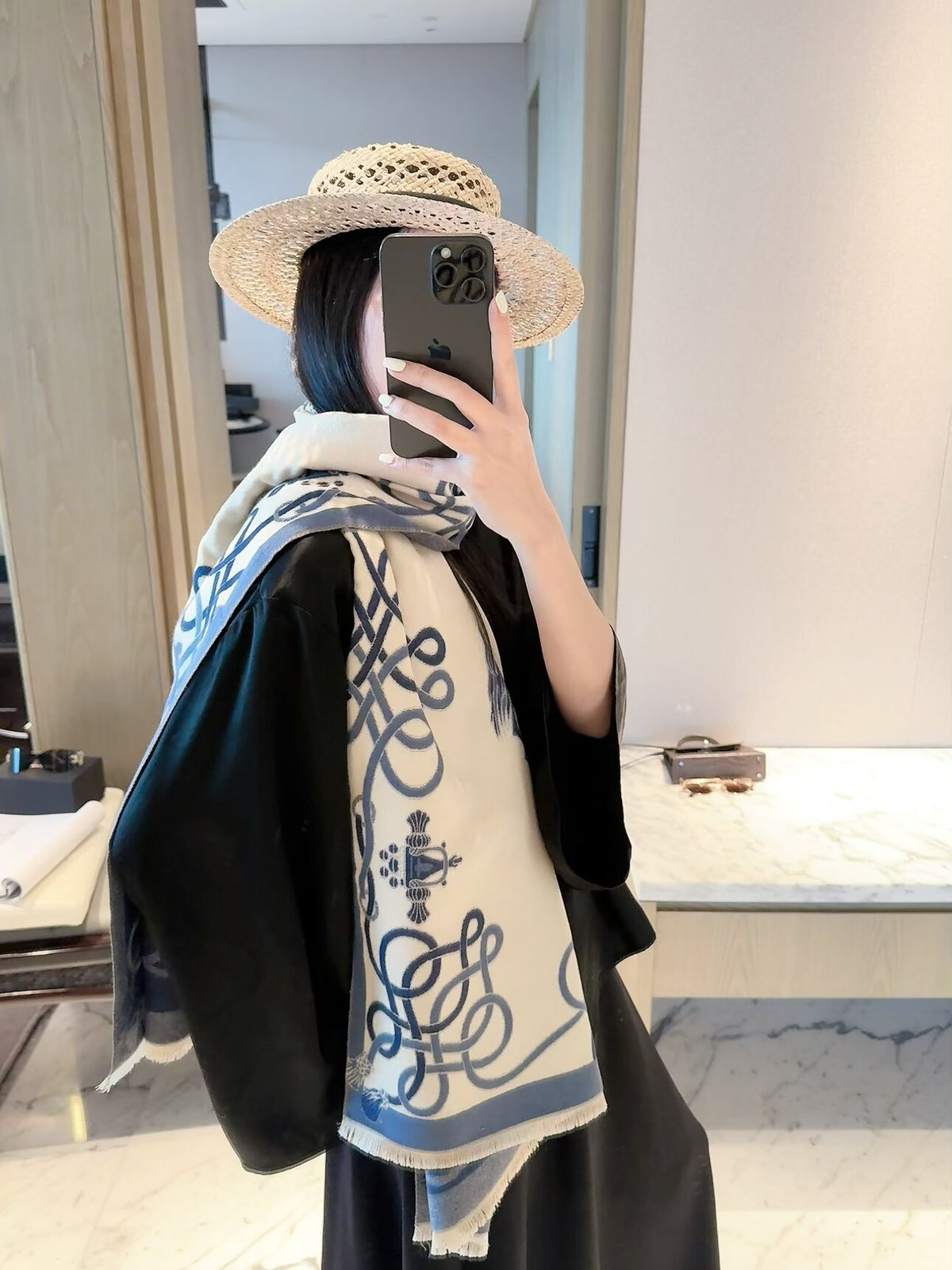 2026 New Vintage Equestrian Cashmere Scarf – Ornamental Horse Motif, Elegant Heritage Style