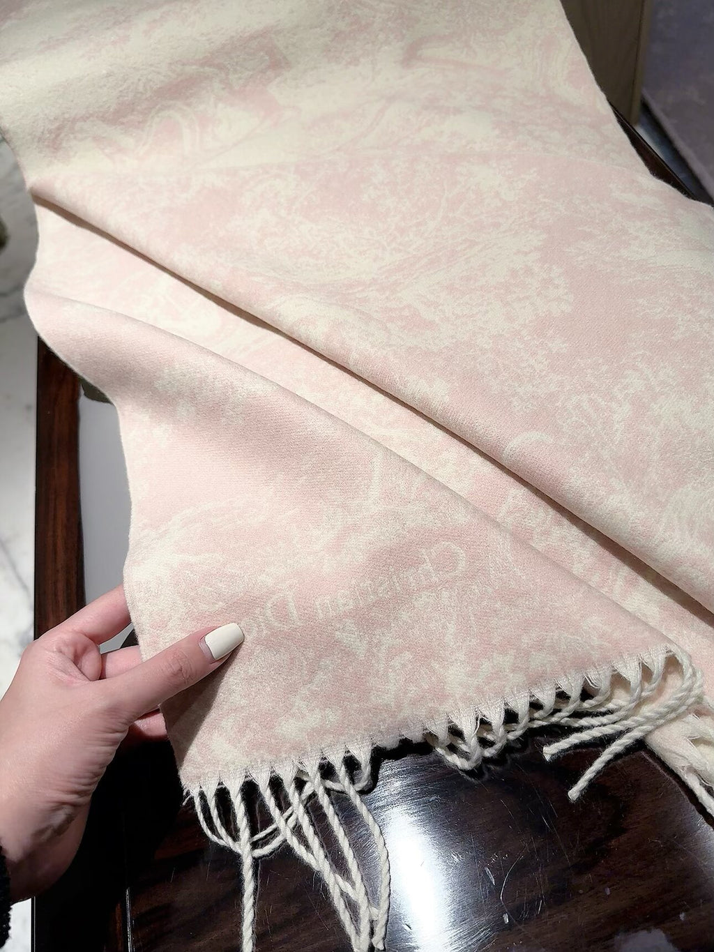 2026 Ink-Wash Jungle Wool Scarf – Artistic Animal Print, French-Inspired Elegance