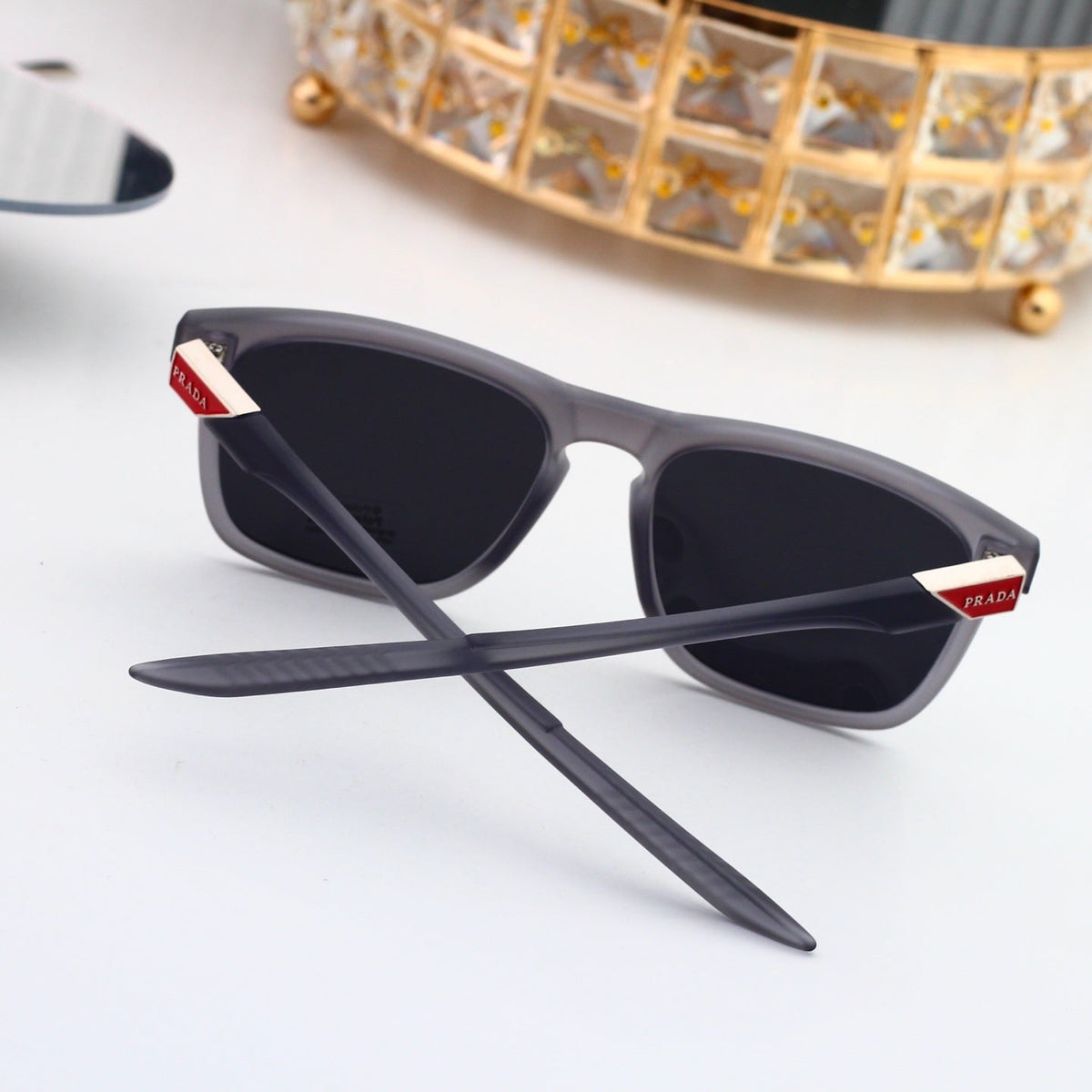 Trendy Metal Logo Polygon Sunglasses Female Stylish 6116