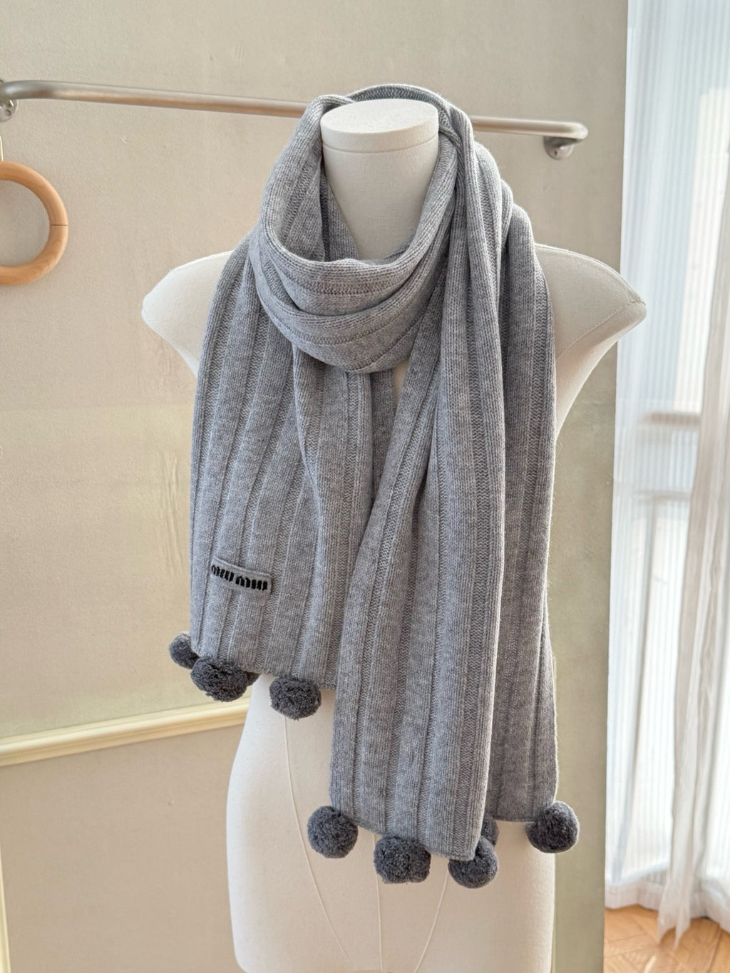 New 💕 Premium Rib-Knit Winter Scarf – Understated Winter Luxury