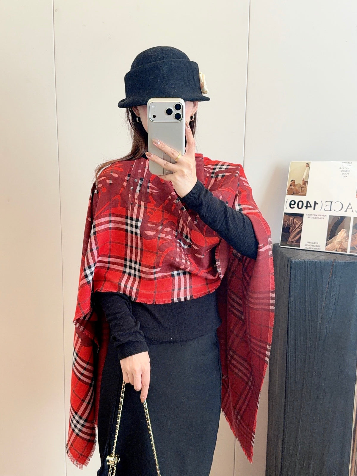 Reversible Equestrian Plaid Scarf – 70% Wool & 30% Silk, Double-Sided Contrast Design, 200 × 65 cm