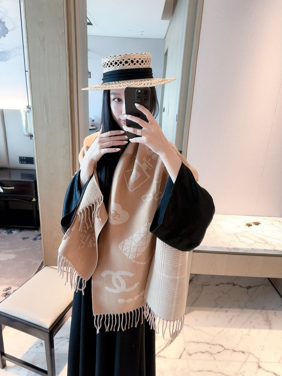 2026 New Double-Sided Cashmere Scarf – Playful Vintage Feminine Style
