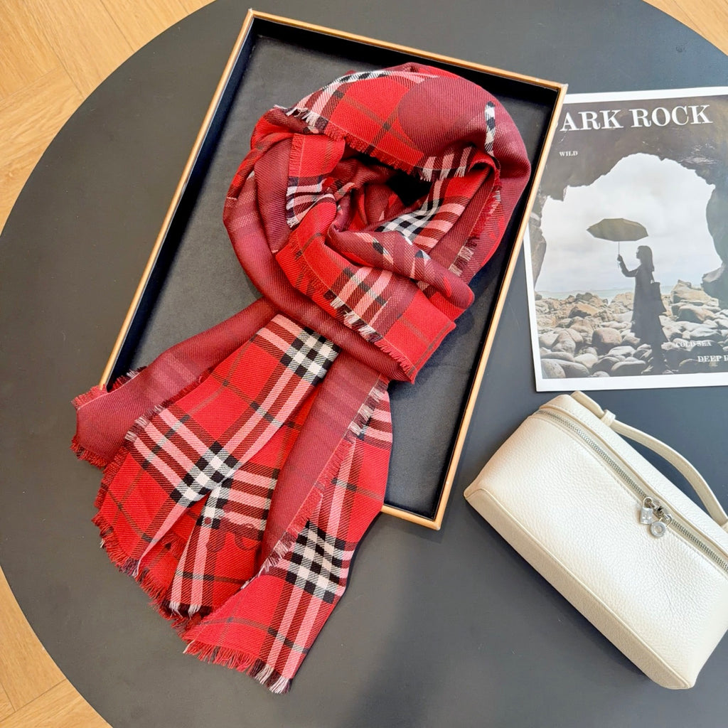 Reversible Equestrian Plaid Scarf – 70% Wool & 30% Silk, Double-Sided Contrast Design, 200 × 65 cm