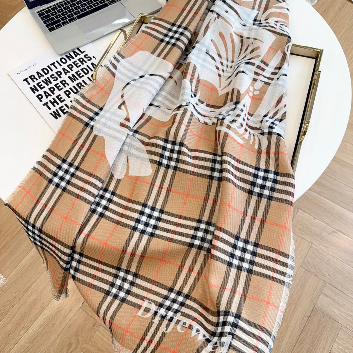 Reversible Equestrian Plaid Scarf – 70% Wool & 30% Silk, Double-Sided Contrast Design, 200 × 65 cm