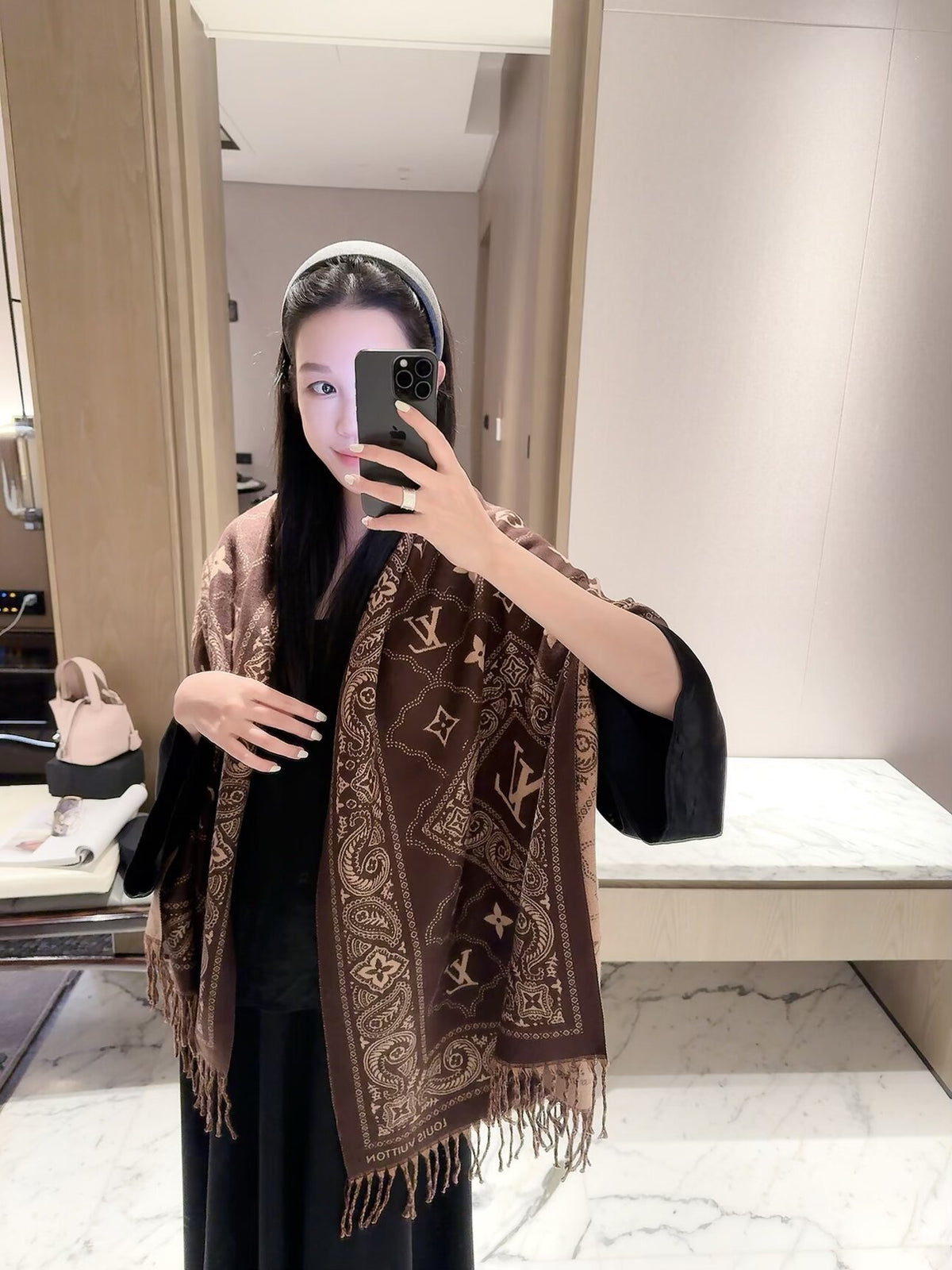 2026 New Vintage Paisley Cashmere Scarf – Ornamental Border, Exotic Heritage Style