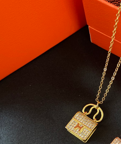 Classic Diamond Tote Necklace