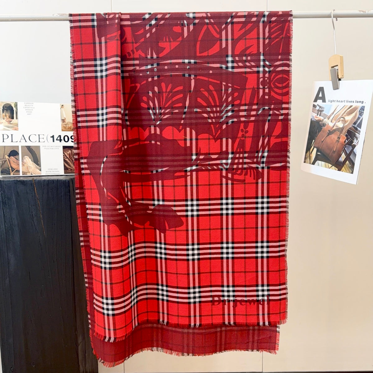 Reversible Equestrian Plaid Scarf – 70% Wool & 30% Silk, Double-Sided Contrast Design, 200 × 65 cm