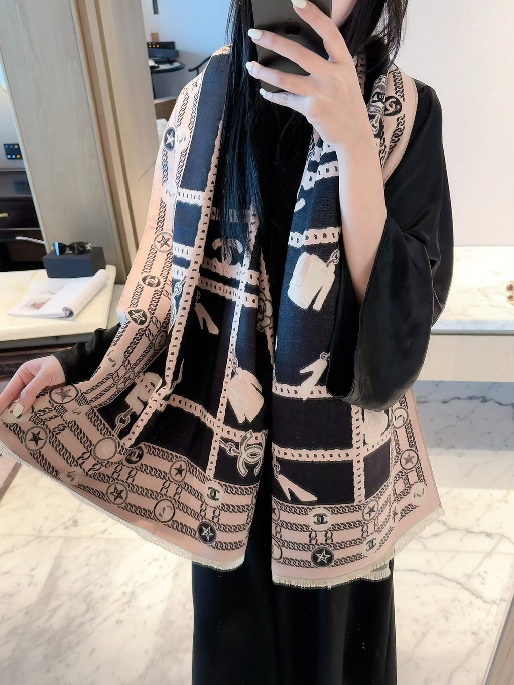 2026 New Plaid Chain Pattern Cashmere Scarf – Vintage French-Inspired Luxury