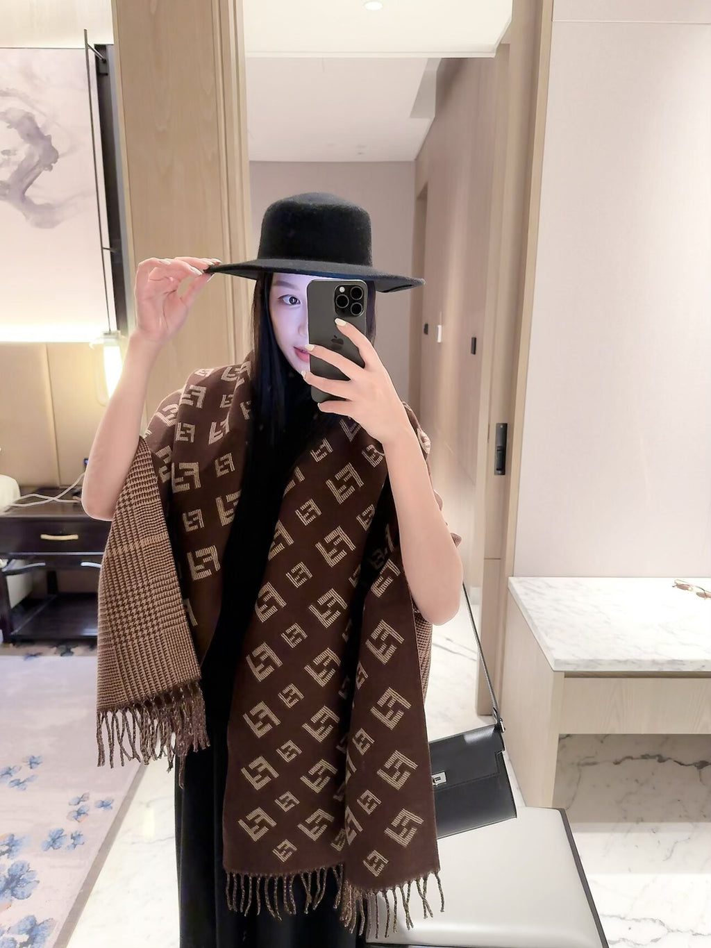 ✨ 2026 New Double-Sided Cashmere Scarf – Two Patterns, Two Styles 💥