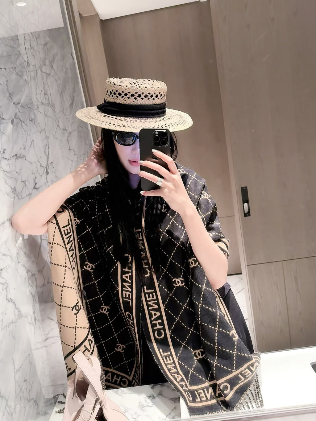 ✨ 2026 New Diamond Jacquard Cashmere Scarf – Soft, Elegant & Luxurious