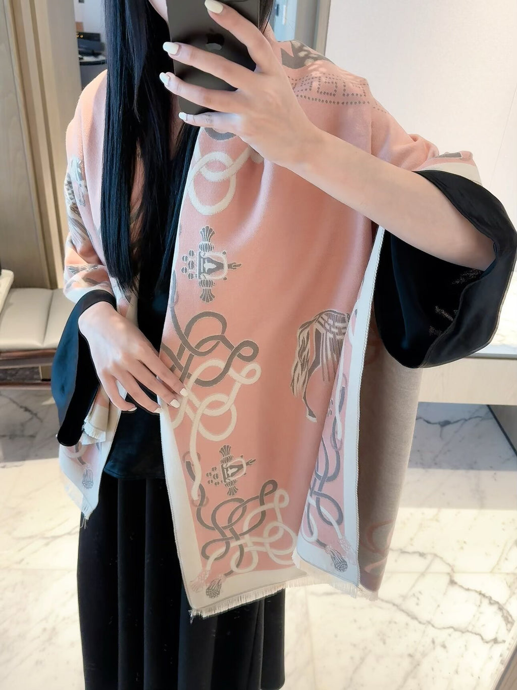2026 New Vintage Equestrian Cashmere Scarf – Ornamental Horse Motif, Elegant Heritage Style