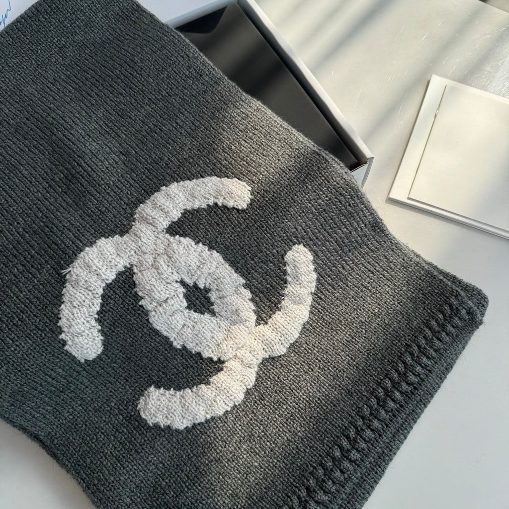 Luxury 100% Cashmere Knit Scarf – Soft Elegant Color Palette, 32 × 170 cm