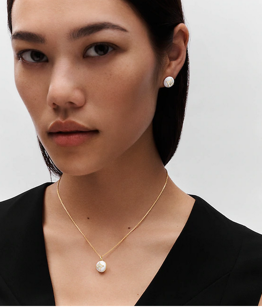 Four Leaf Clover Diamond Pendant Necklace