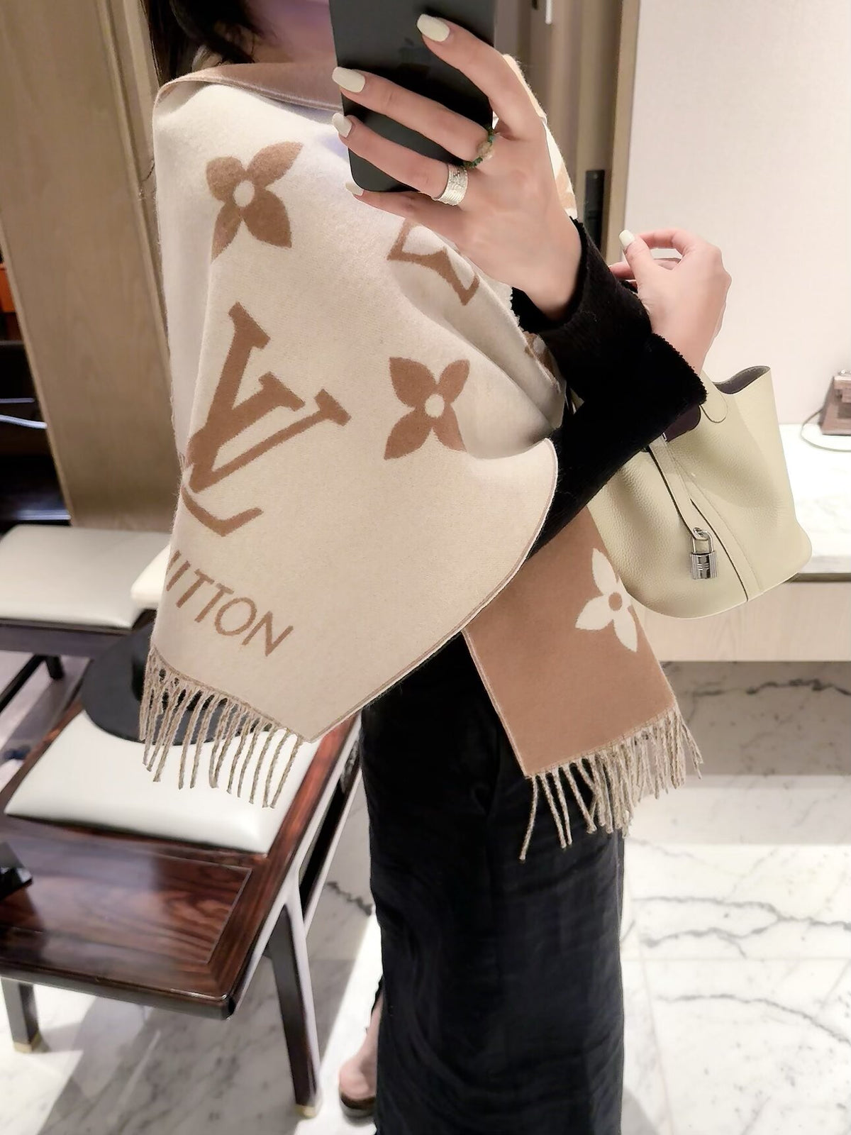 2026 New Oversized Jacquard Cashmere Scarf