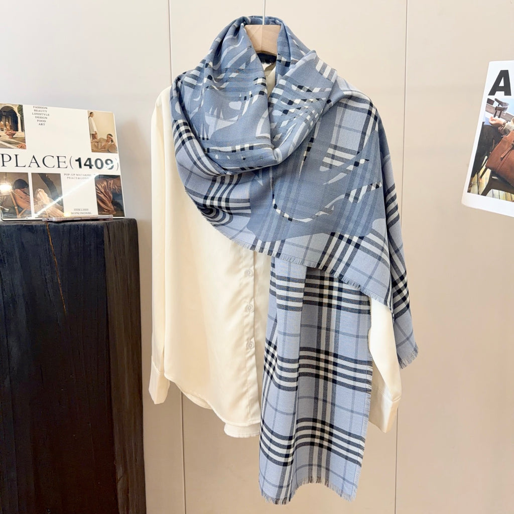 Reversible Equestrian Plaid Scarf – 70% Wool & 30% Silk, Double-Sided Contrast Design, 200 × 65 cm
