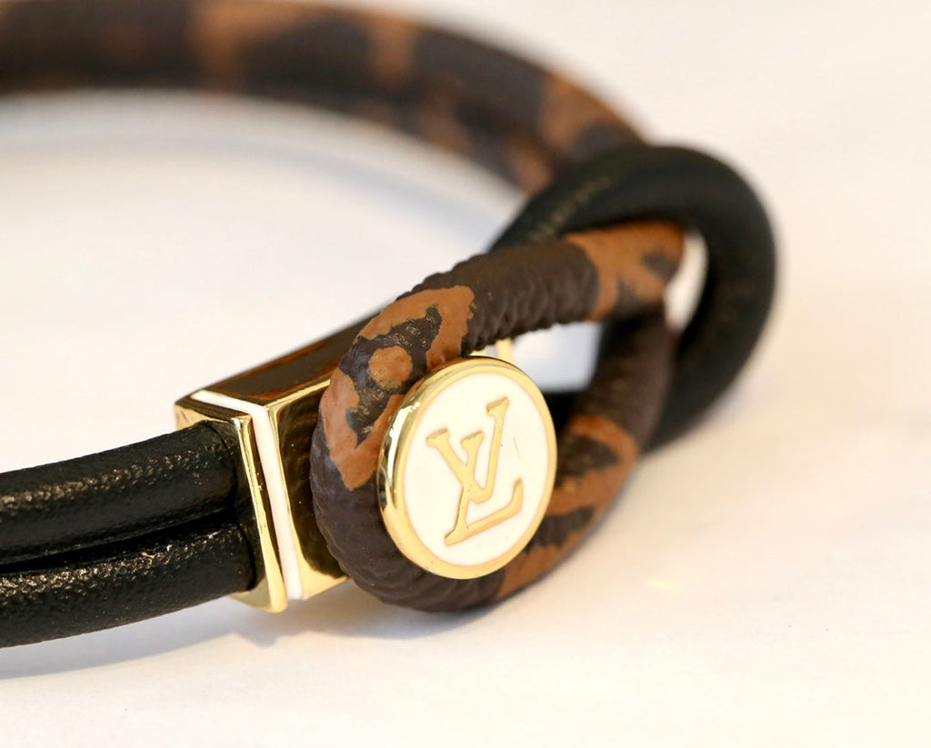 Double twisted leather bracelet