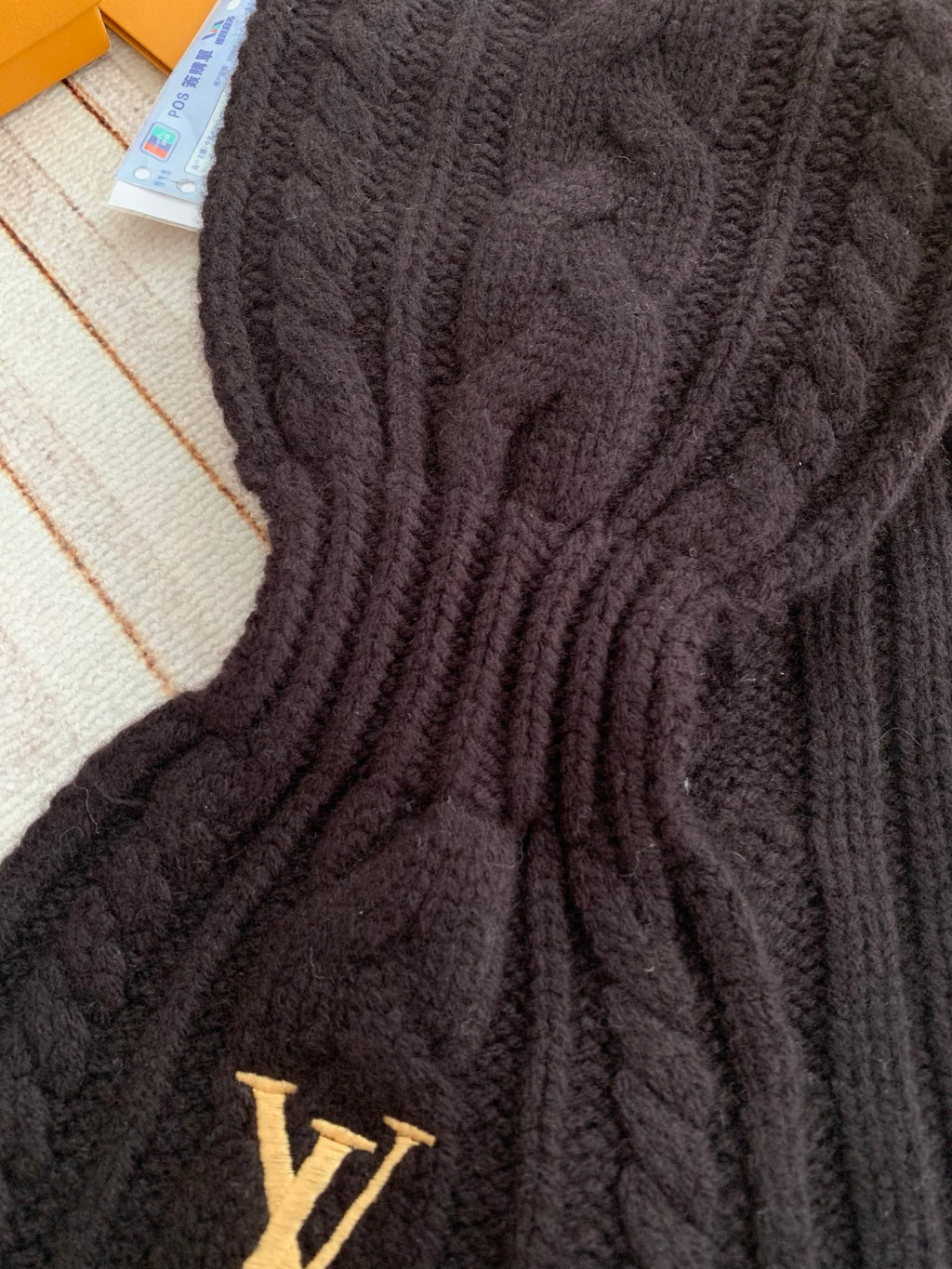 Never Freeze Wool Scarf – 100% Wool Warm Neck Wrap, 135 × 20 cm
