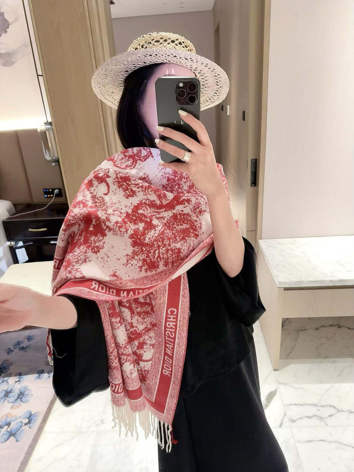 2026 New Jungle Animal Cashmere Scarf – Artistic Botanical Jacquard, French-Inspired Vintage Style